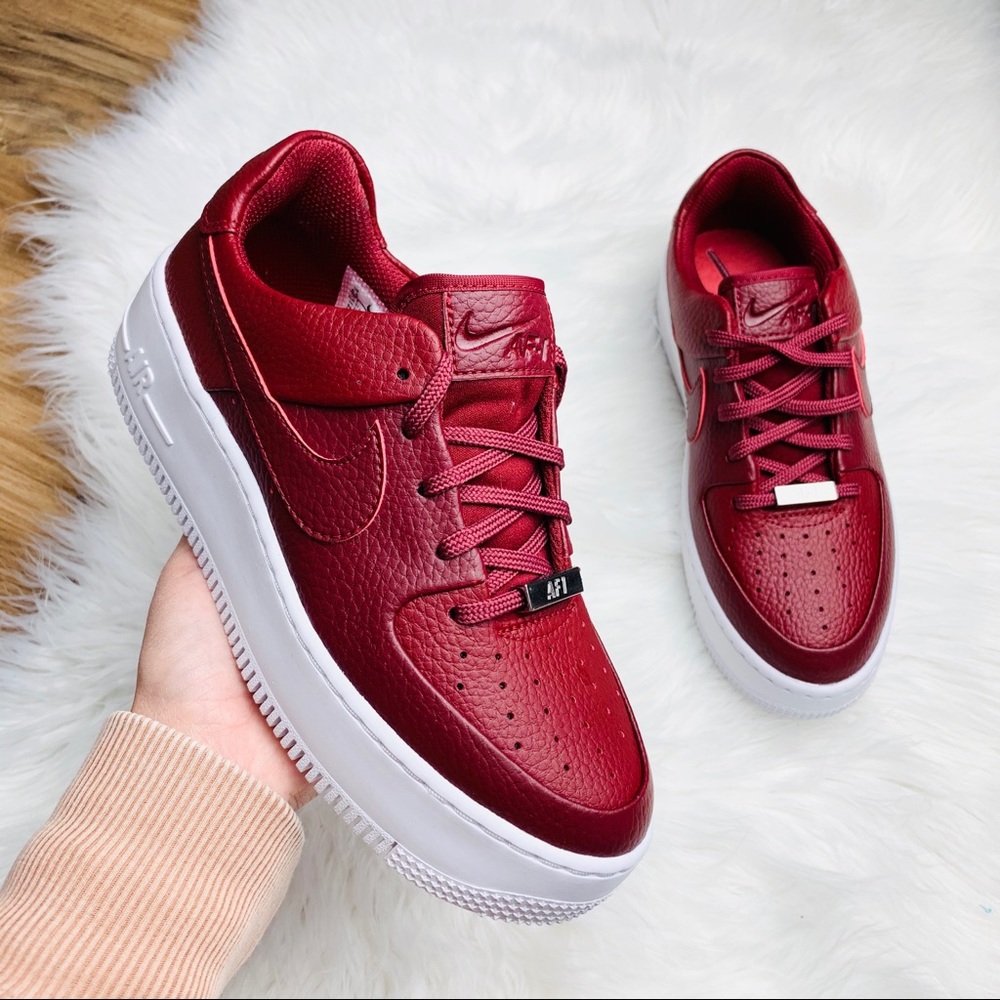 Nike Air Force 1 Sage Low Team Red - Picture 2 of 6